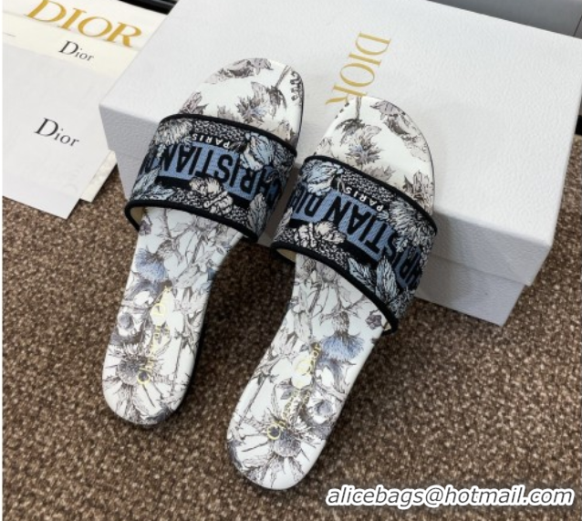 Sophisticated Dior Dway Flat Slides Sandal in Embroidered Cotton White/Blue 0425102