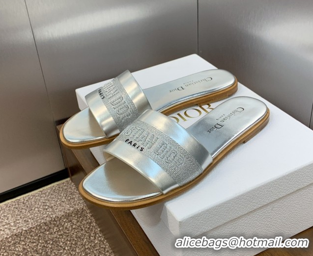 Top Grade Dior Dway Flat Slides Sandal in Calfskin and Embroidered Cotton Silver 0425110