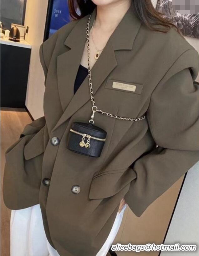 Famous Brand Chanel AirPods Case in Grained Leather 0618 Black 2025