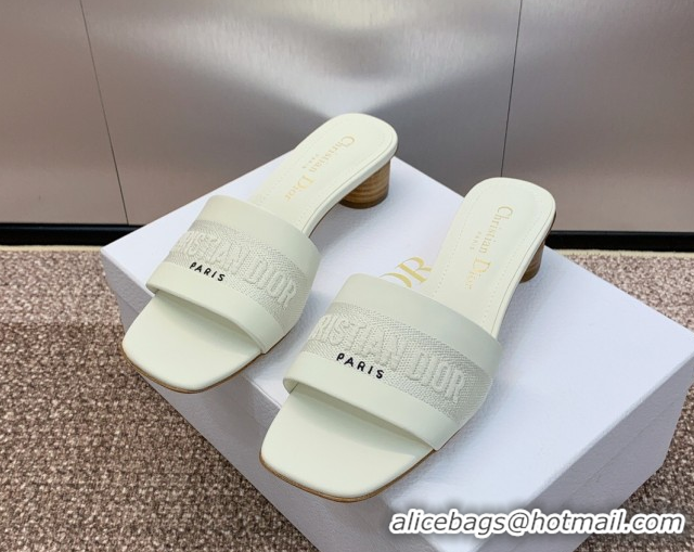 Top Grade Dior Dway Heel Slides Sandal 4.5cm in Calfskin and Embroidered Cotton White 0425115