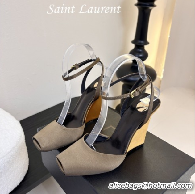 Cheap Price Saint Laurent La Scandale Open Toe Wedge Sandals 11cm in Satin Green/Gold 0424060