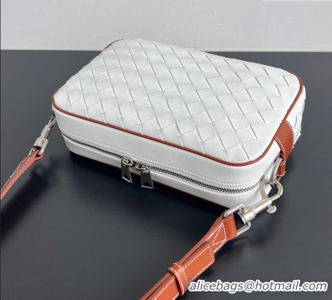 Famous Brand Bottega Veneta Men's Small Camera Bag in Intrecciato Leather 755923 White/Brown 2025