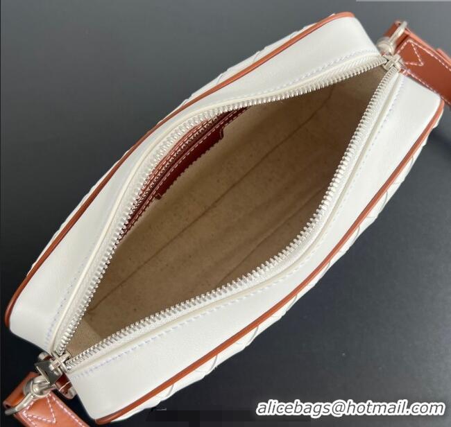 Famous Brand Bottega Veneta Men's Small Camera Bag in Intrecciato Leather 755923 White/Brown 2025