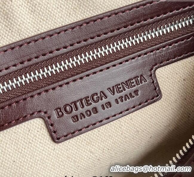 Top Grade Bottega Veneta Men's Small Camera Bag in Intrecciato Leather 755923 Madder Brown 2025