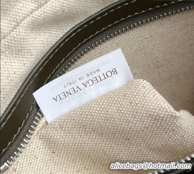 Well Crafted Bottega Veneta Mens Small Camera Bag in Intrecciato Leather 755923 Green 2025