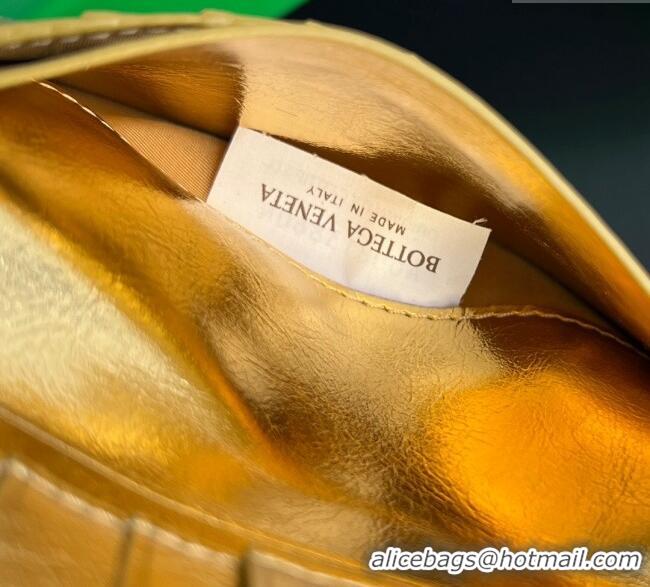 Best Product Bottega Veneta Medium Bi-Fold Wallet in Intrecciato Leather 667468 Gold 2025