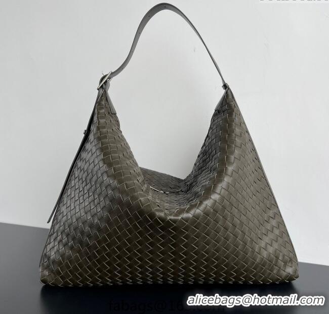 Grade Quality Bottega Veneta Mens Large Traveler Hobo Bag in Intrecciato Leather 806976 Dark Khaki 2025