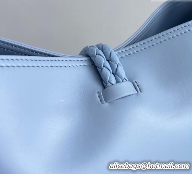 Top Grade Bottega Veneta Liberta Bucket Bag in Smooth Leather 806038 Lunar Blue 2025