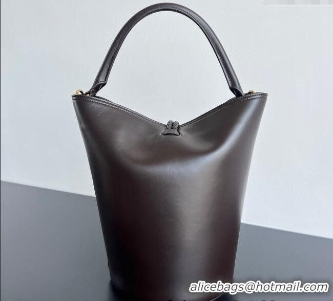 Well Crafted Bottega Veneta Liberta Bucket Bag in Smooth Leather 806038 Fondant Brown 2025