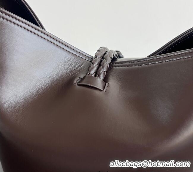 Well Crafted Bottega Veneta Liberta Bucket Bag in Smooth Leather 806038 Fondant Brown 2025