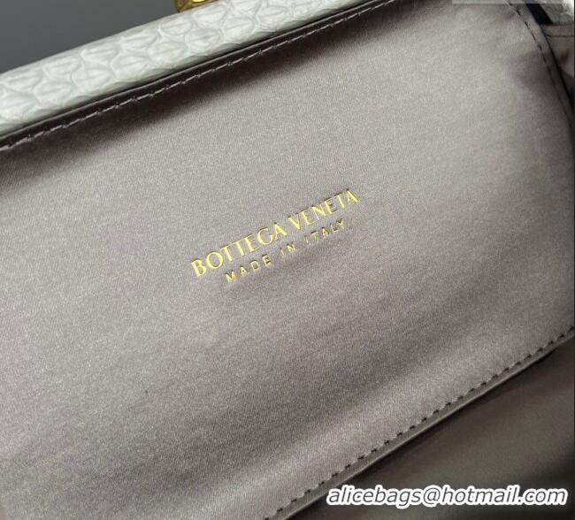 Buy New Cheap Bottega Veneta Classic Knot Clutch in Intreccio Satin BV062501 Silver 2025