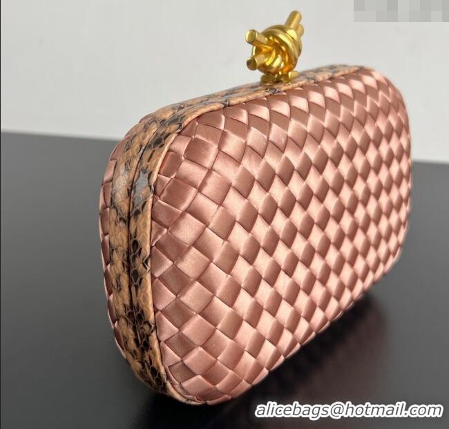 Best Price Bottega Veneta Classic Knot Clutch in Intreccio Satin Pink BV062501 2025