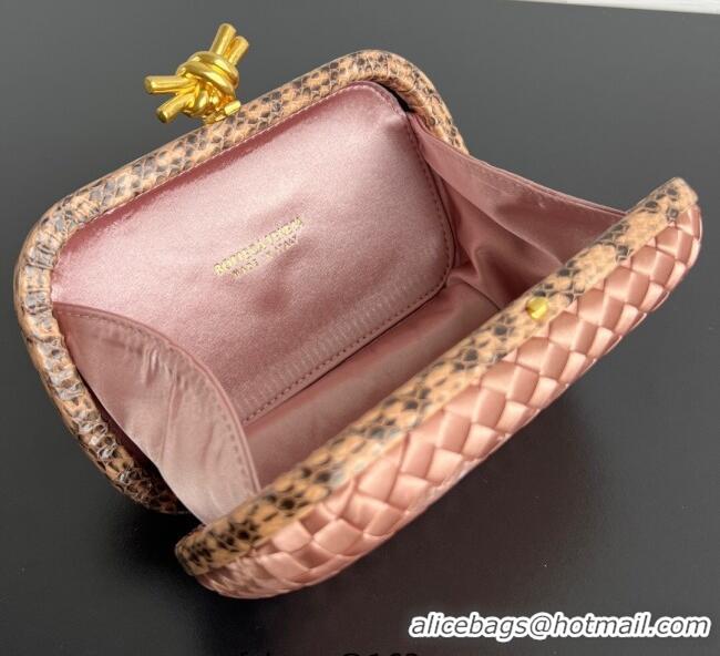 Best Price Bottega Veneta Classic Knot Clutch in Intreccio Satin Pink BV062501 2025