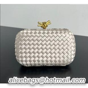 Top Grade Bottega Veneta Classic Knot Clutch in Intreccio Satin BV062501 Silver 2025