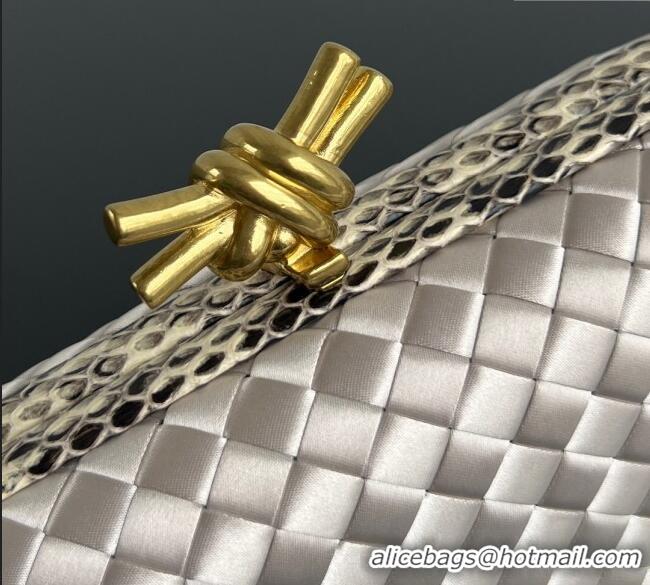 Top Grade Bottega Veneta Classic Knot Clutch in Intreccio Satin BV062501 Silver 2025