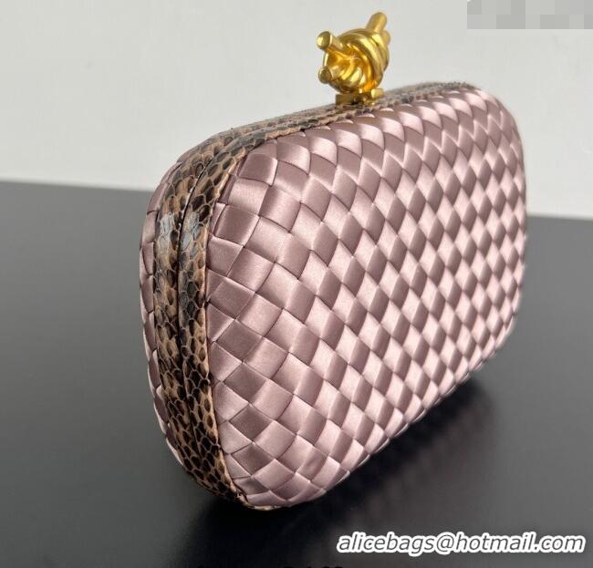 Spot Bulk Bottega Veneta Classic Knot Clutch in Intreccio Satin BV062501 Pink 2025