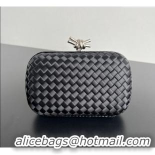 Top Design Bottega Veneta Classic Knot Clutch in Intreccio Satin BV062501 Black/Silver 2025