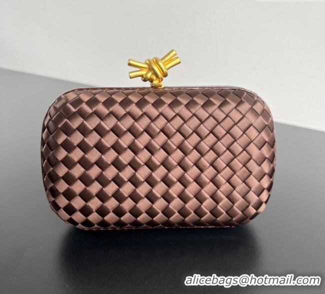 Best Product Bottega Veneta Classic Knot Clutch in Intreccio Satin BV062501 Brown 2025
