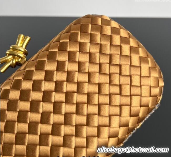 Spot Cheap Bottega Veneta Classic Knot Clutch in Intreccio Satin BV062501 Gold Yellow 2025