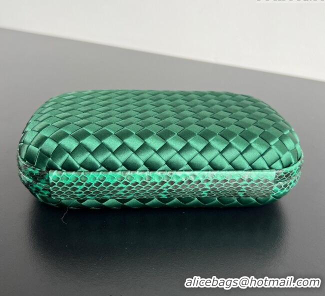 Inexpensive Bottega Veneta Classic Knot Clutch in Intreccio Satin BV062501 Green 2025