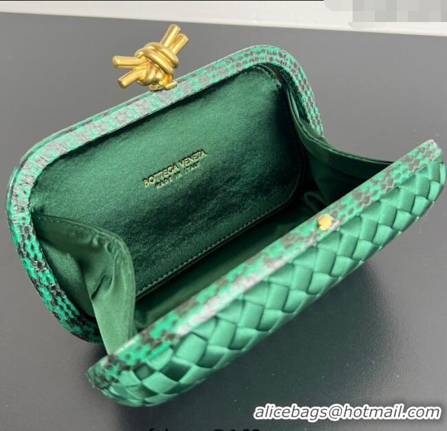 Inexpensive Bottega Veneta Classic Knot Clutch in Intreccio Satin BV062501 Green 2025