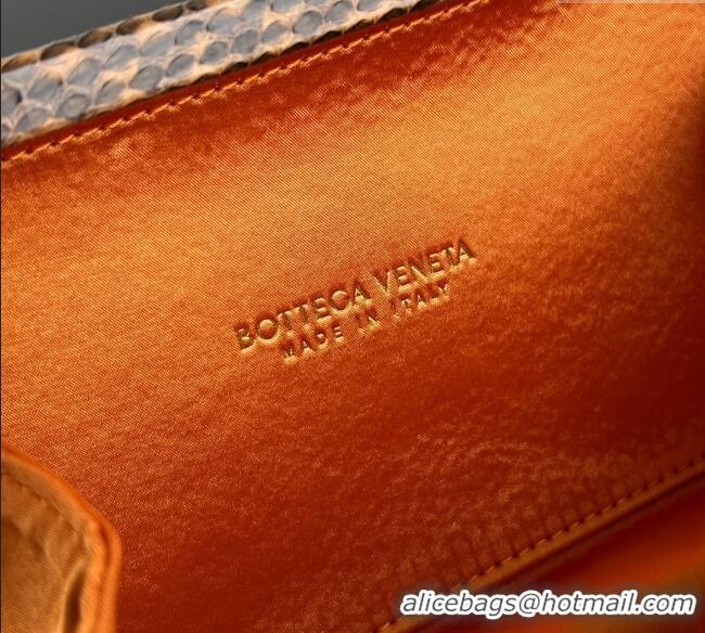 Grade Quality Bottega Veneta Classic Knot Clutch in Intreccio Satin BV062501 Yellow 2025