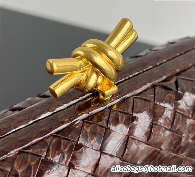 Luxury Classic Bottega Veneta Classic Knot Clutch in Intreccio Snakeskin Leather BV062501 Brown 2025