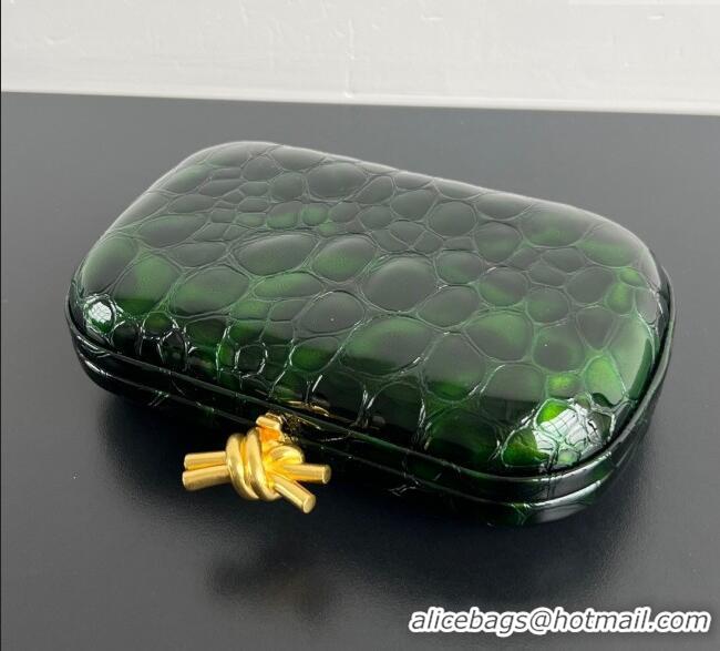 Best Quality Bottega Veneta Classic Knot Clutch in Crocodile Embossed Leather BV062501 Green 2025