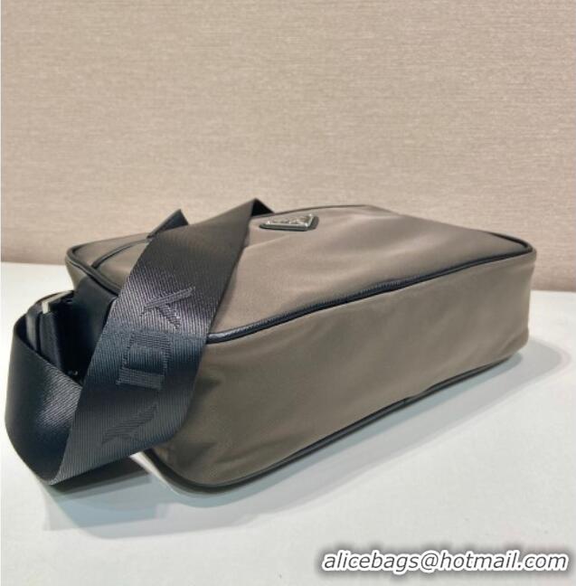 Pretty Style Prada Mens Re-Nylon and Saffiano shoulder bag 2VH048 Forest Green 2025