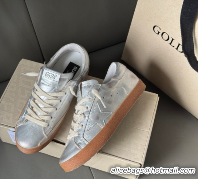 Best Product Golden Goose Super-Star Sneakers in silver metallic leather with leather star and heel tab 50429044
