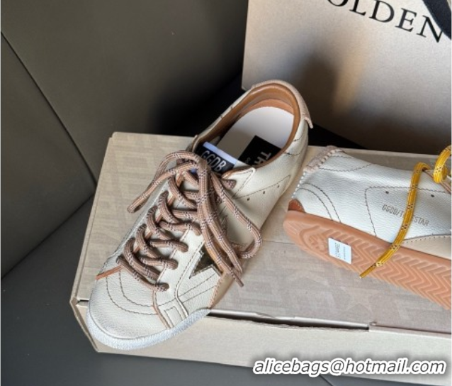 Good Quality Golden Goose Women's True-Star Sneakers in white nappa leather with gold star and beige suede heel tab 5042