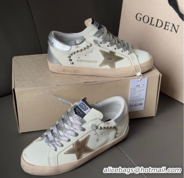 Good Looking Golden Goose Women’s Super-Star Sneakers in white leather and suede with silver studs 0605014