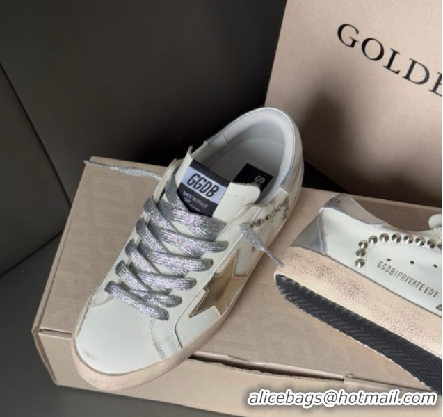 Good Looking Golden Goose Women’s Super-Star Sneakers in white leather and suede with silver studs 0605014