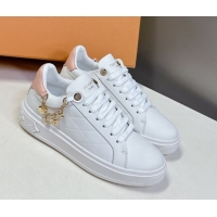Shop Duplicate Louis Vuitton Time Out Sneakers in White Leather with Chain Charm 2025 LV042203