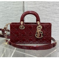 Market Sells Dior La...