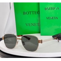 Good Looking Bottega...