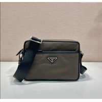 Pretty Style Prada Mens Re-Nylon and Saffiano shoulder bag 2VH048 Forest Green 2025