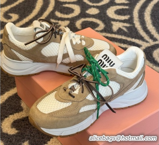 Good Looking New Balance x Miu Miu Sneakers in Suede and Mesh Beige 2025 MIU060302