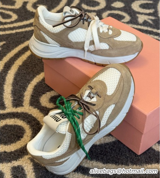 Good Looking New Balance x Miu Miu Sneakers in Suede and Mesh Beige 2025 MIU060302