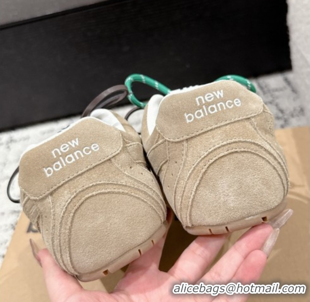 Unique Style New Balance x Miu Miu 530 Sneakers in Suede Beige 0603132