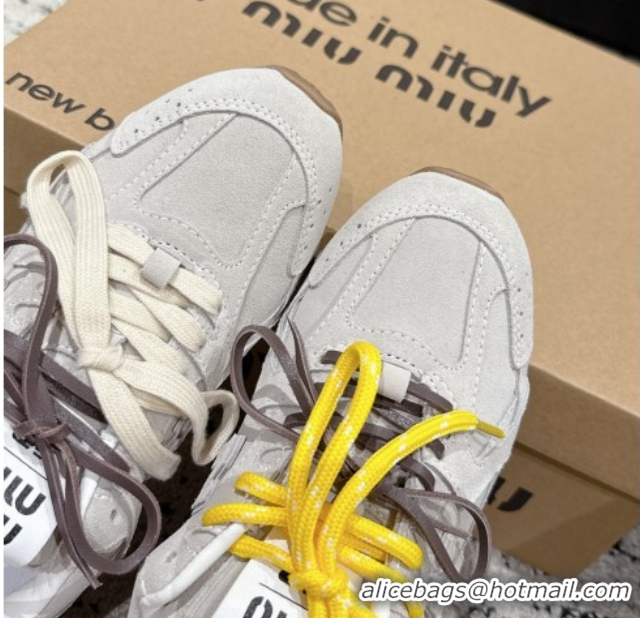 Luxury New Balance x Miu Miu 530 Sneakers in Suede Light Grey 0603134