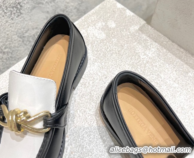 Best Grade Bottega Veneta Astaire Loafers in Calfskin with Knot Black/White/Gold 0428099