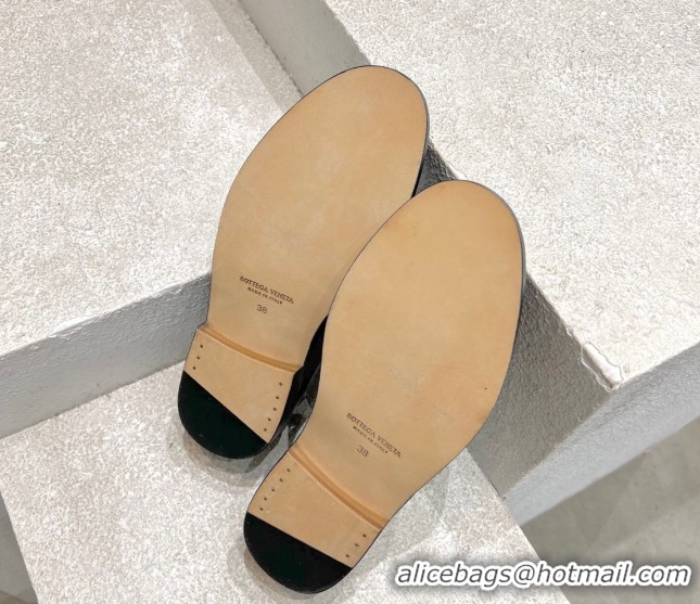 Perfect Bottega Veneta Astaire Loafers in Calfskin with One-Tone Knot Black/White 0428100