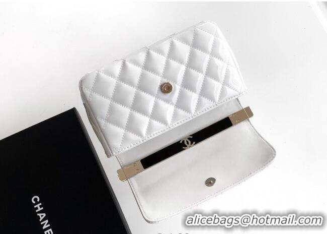 Luxury Discount Chanel Patent Calfskin Mini Flap Bag with Top Handle Bag 0702 White 2025