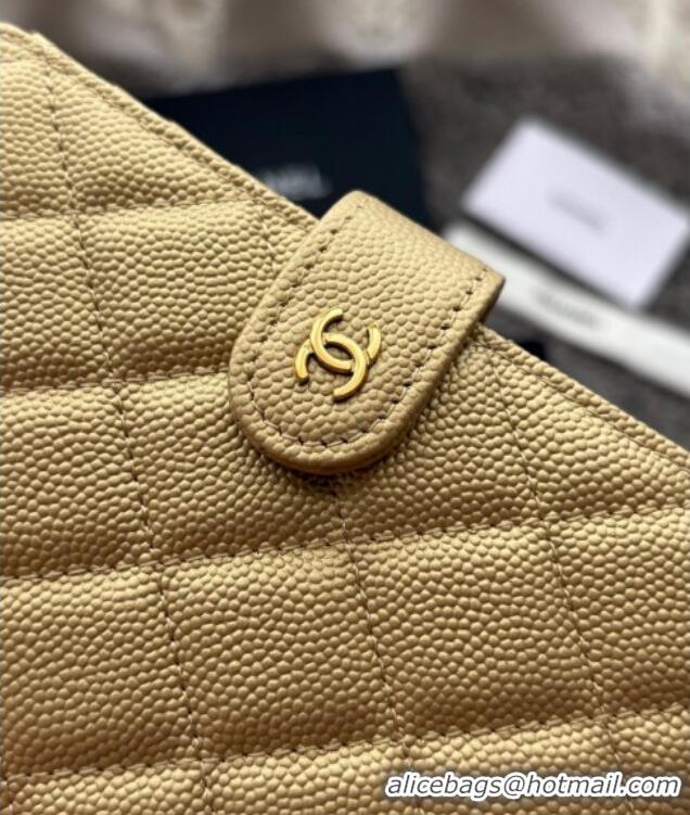 Famous Brand Chanel Grained Calfskin Passport Cover A3658 Gold-Tone 2025