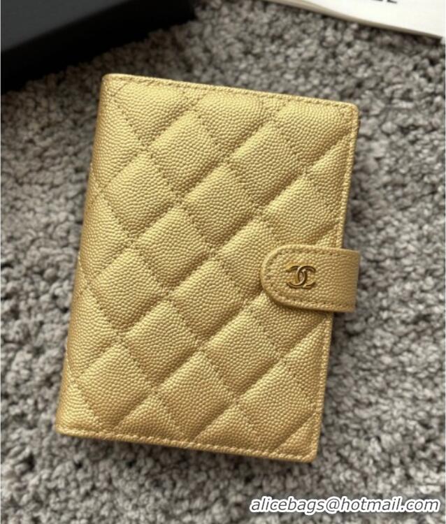Famous Brand Chanel Grained Calfskin Passport Cover A3658 Gold-Tone 2025