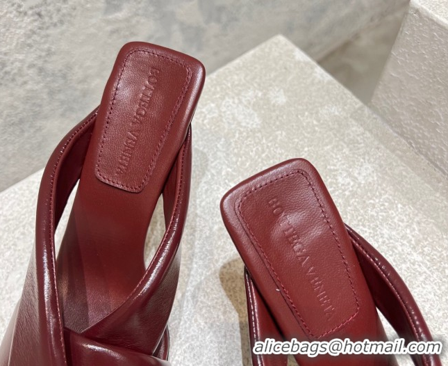 Sumptuous Bottega Veneta Riva Heel Slides Sandal 9cm in Shiny Calfskin with Twisted Strap Barolo Red 0604047
