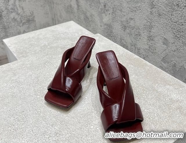 Sumptuous Bottega Veneta Riva Heel Slides Sandal 9cm in Shiny Calfskin with Twisted Strap Barolo Red 0604047
