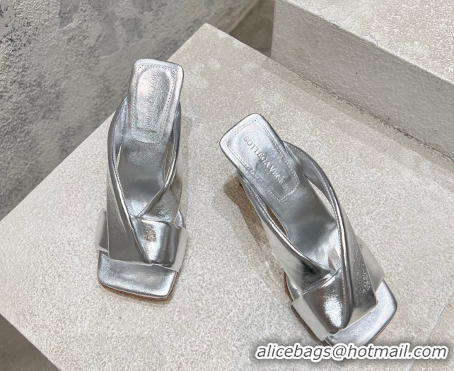 Purchase Bottega Veneta Riva Heel Slides Sandal 9cm in Shiny Calfskin with Twisted Strap Silver 0604049