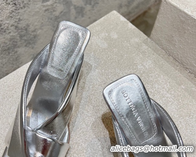 Purchase Bottega Veneta Riva Heel Slides Sandal 9cm in Shiny Calfskin with Twisted Strap Silver 0604049